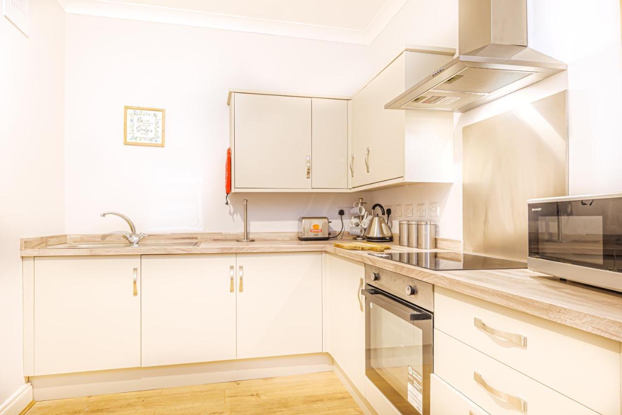 Luxury In Centre Apartment *