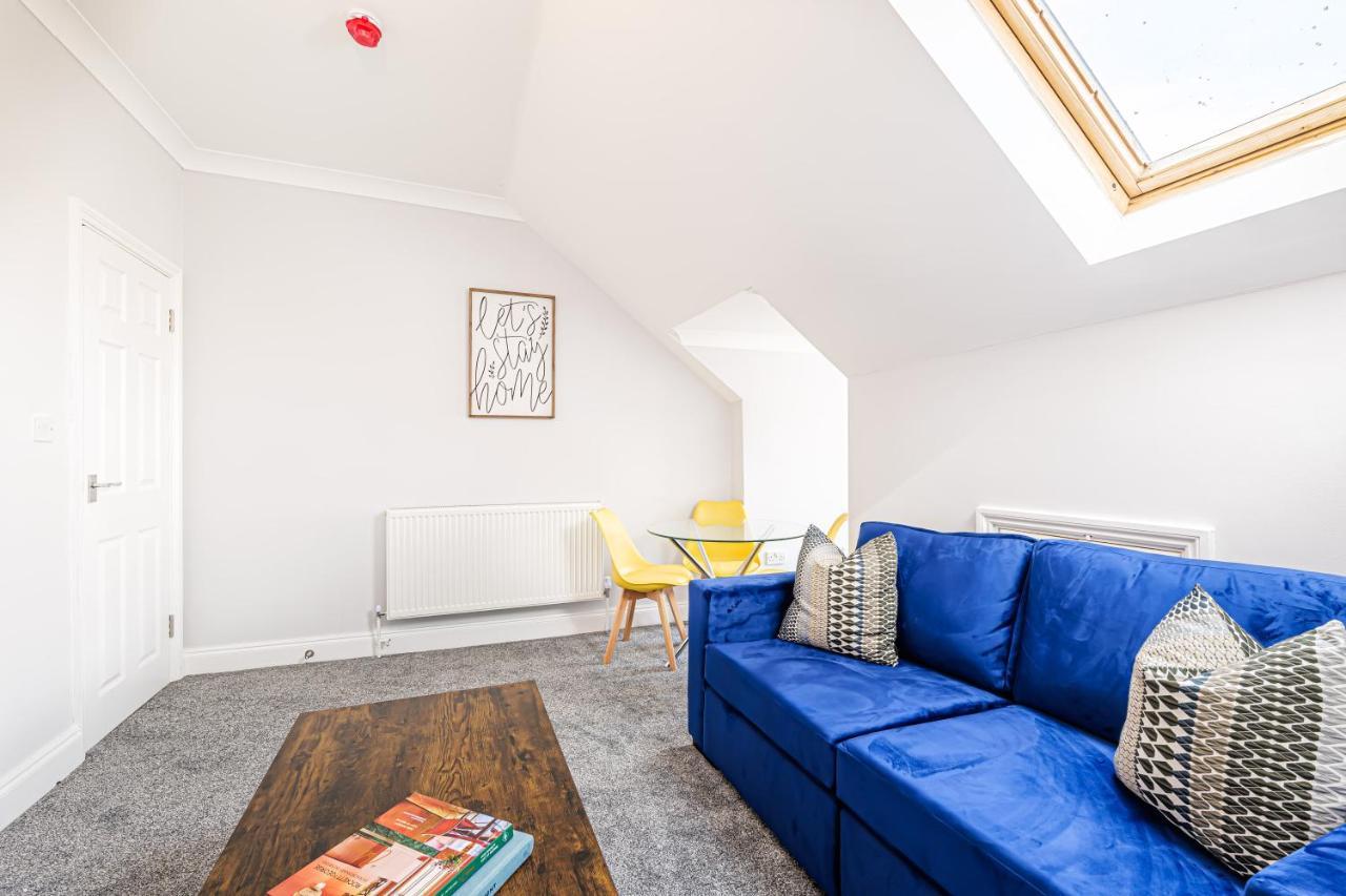 Luxury In Centre Apartment